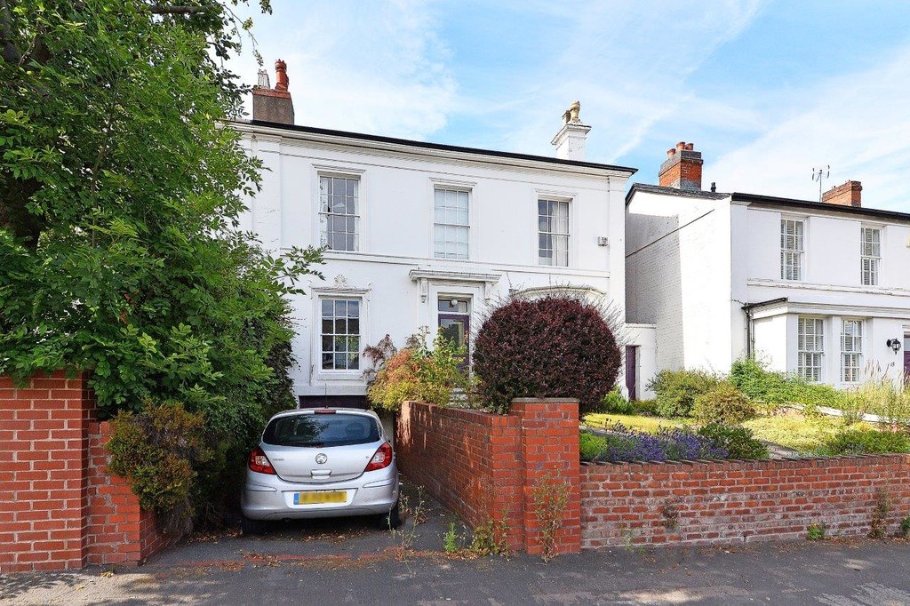Properties and Houses for Sale in Edgbaston, Birmingham
