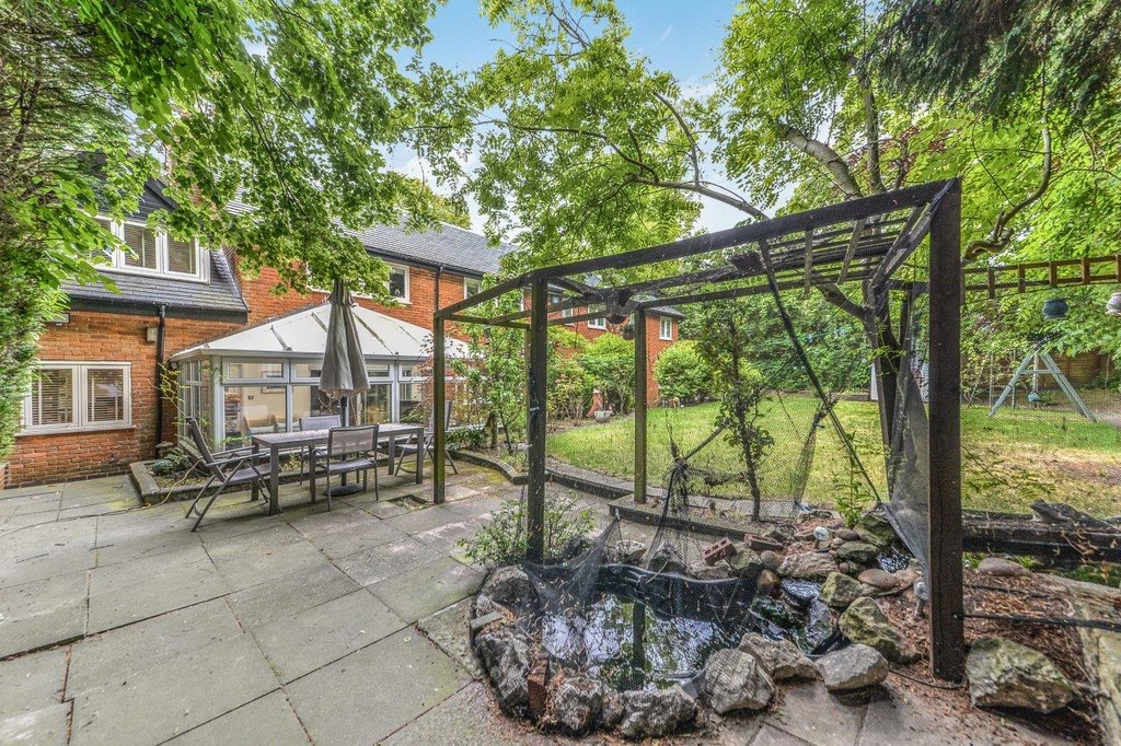 84 Farquhar Road, Edgbaston, Birmingham, B15 2QJ Robert Powell