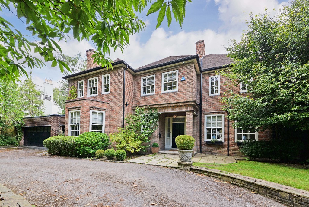 Properties and Houses for Sale in Edgbaston, Birmingham